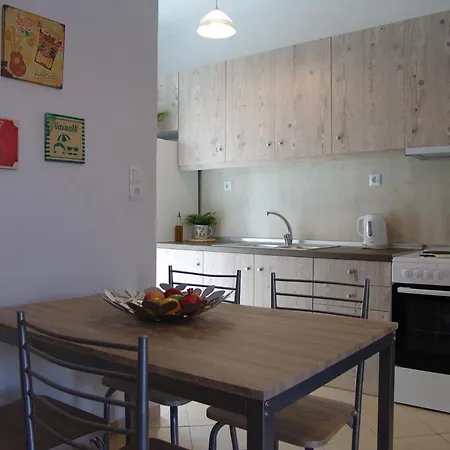 Vakantiehuis Poly 1 *